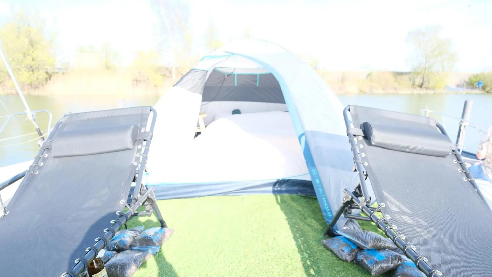 It'S A Tent - On A Boat! Amszterdam Luxussátor